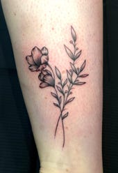 Blumen Tattoo