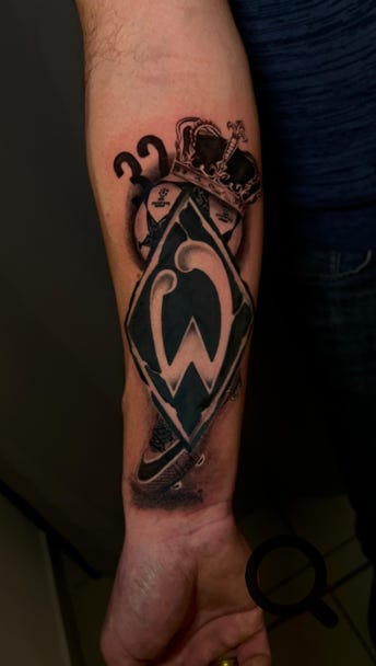 Werder Bremen Tattoo mit Raute